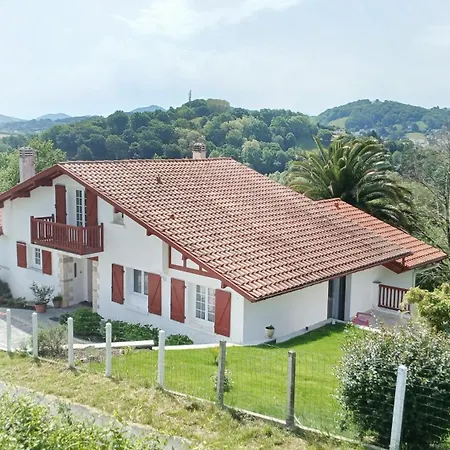 Maison Iguskian * Hasparren